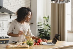 Combate à hipertensão: receitas saudáveis com baixo teor de sal
